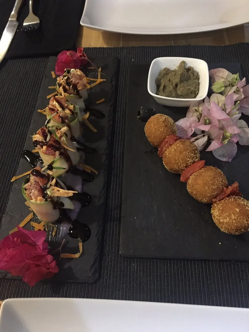 보홀 알로나 비치 맛집 이미지