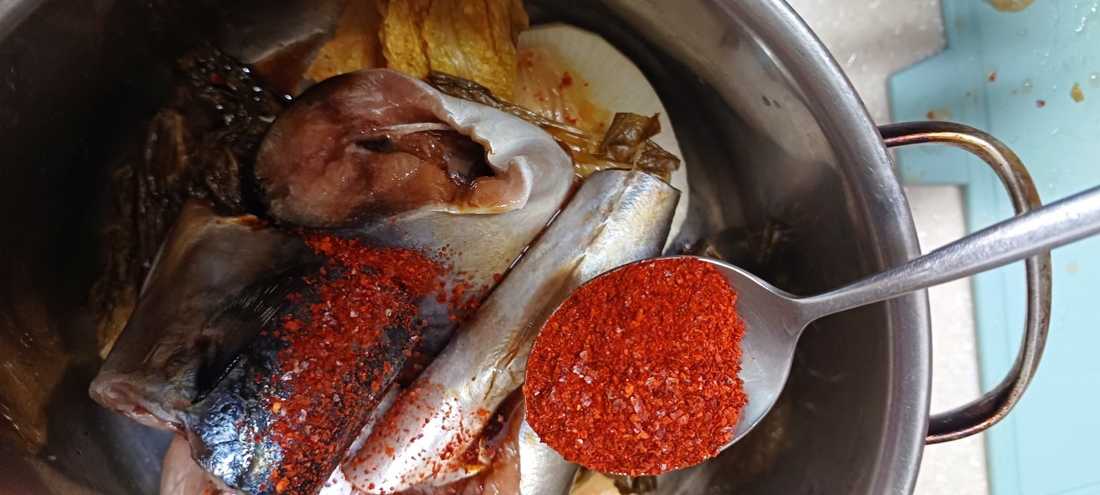 고춧가루 올리기