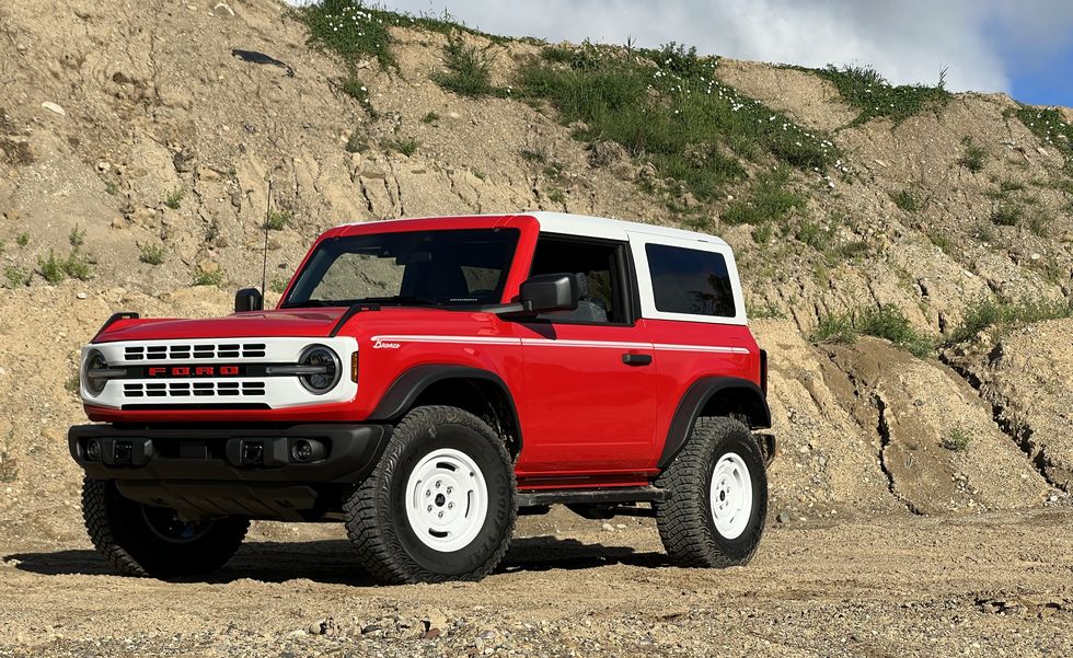 최고의 신차 바디온 프레임 SUV - 2024 포드 브롱코