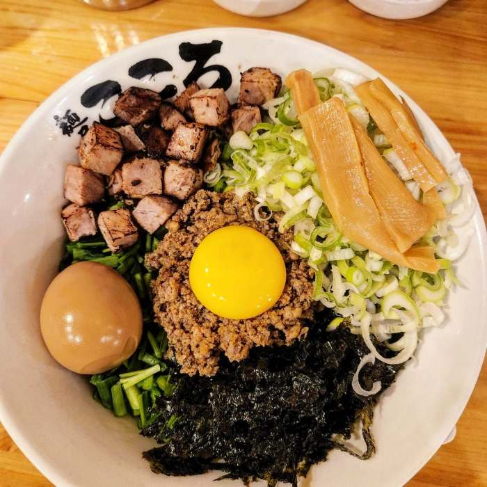 수원 영통 식당 마제소바 차슈 돈코츠 라멘 수제 교자 전면전 맛집 추천