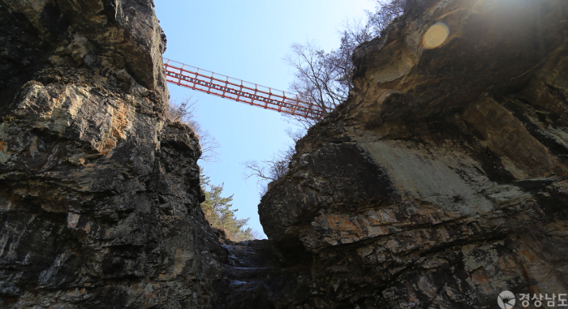 경남 고성 여행 필수 코스｜구절산 폭포암 &amp; 출렁다리