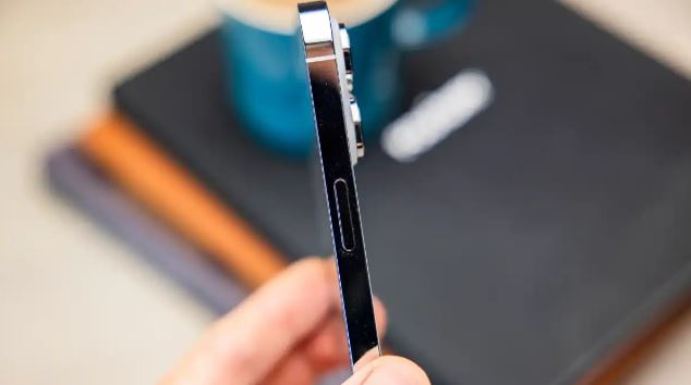 아이폰 15 프로 솔리드 스테으트 버튼