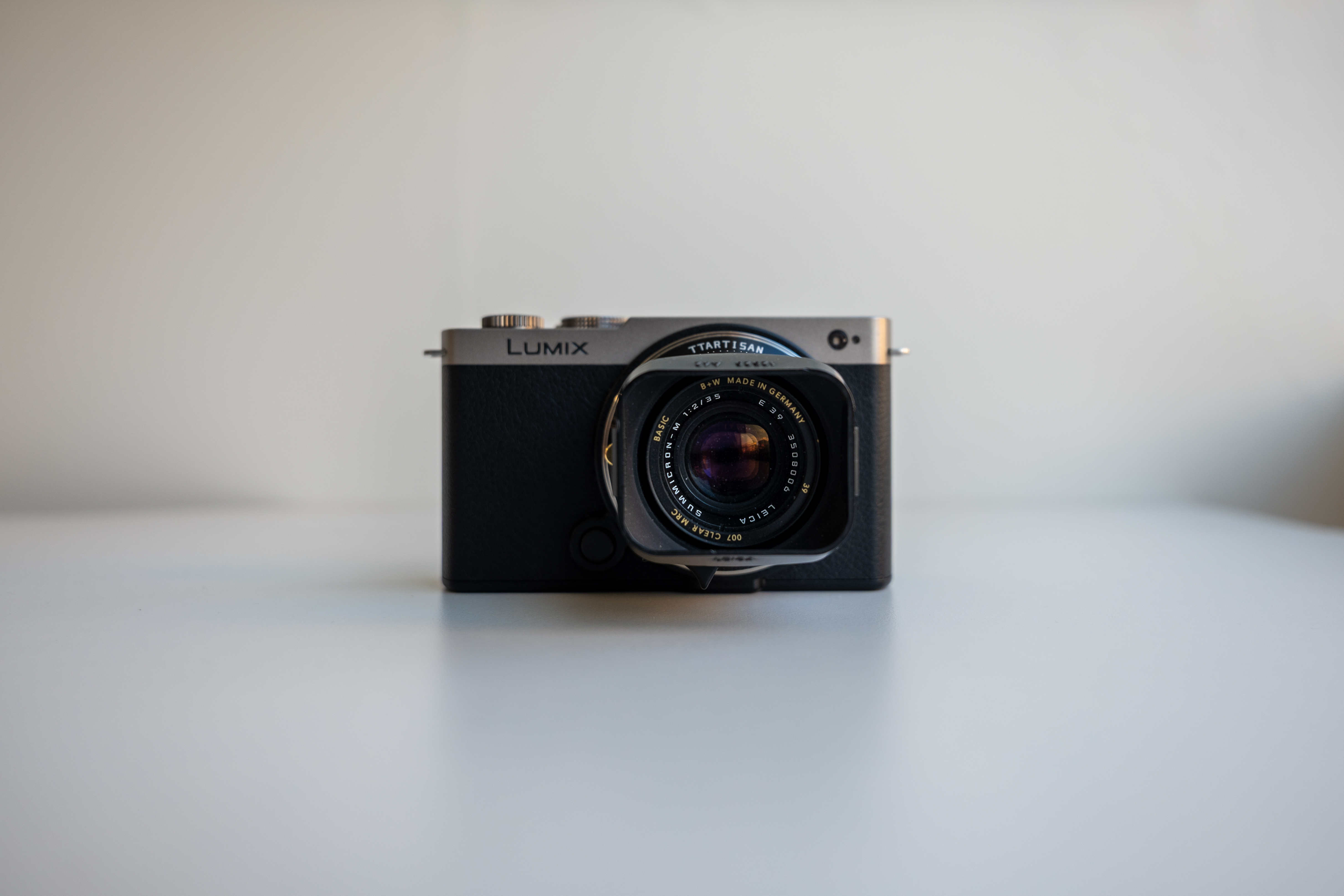 루믹스 S9에 주미크론 35mm 결착한 앞모습