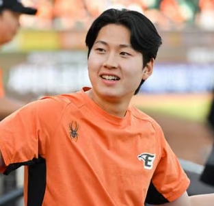 조동욱 프로필 나이 고향 학력 연봉 야구 경력