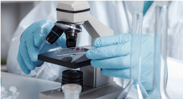 임상병리사-하는일-업무환경-되는법-학과-전망