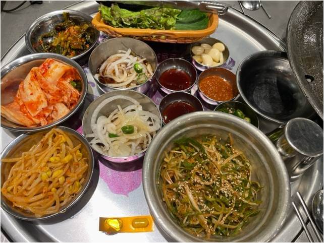목구멍_상차림_사진