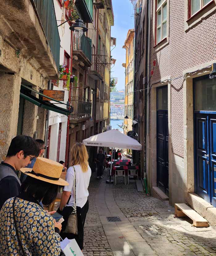 ''Taberna Dos Mercadores'' 이미지를 클릭하면 구글지도로 이동합니다.