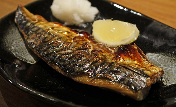 콜레스테롤 낮추는 음식 등푸른생선