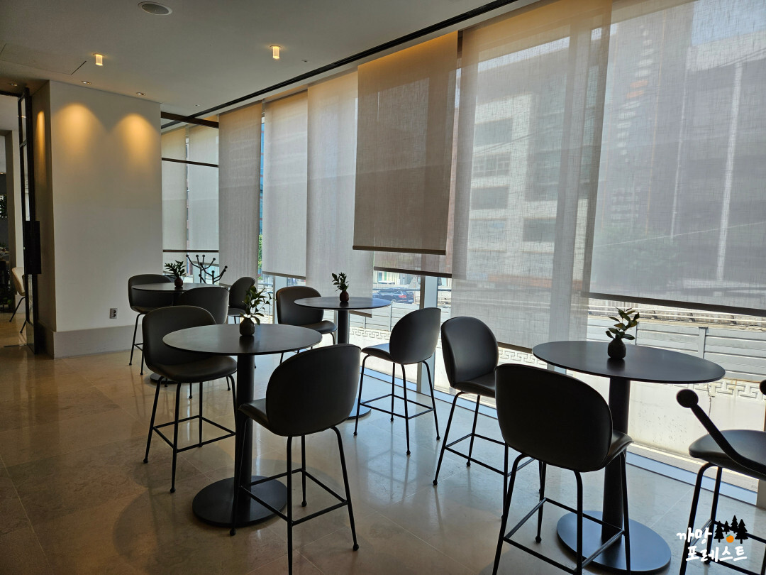 안다즈 서울 강남 조각보