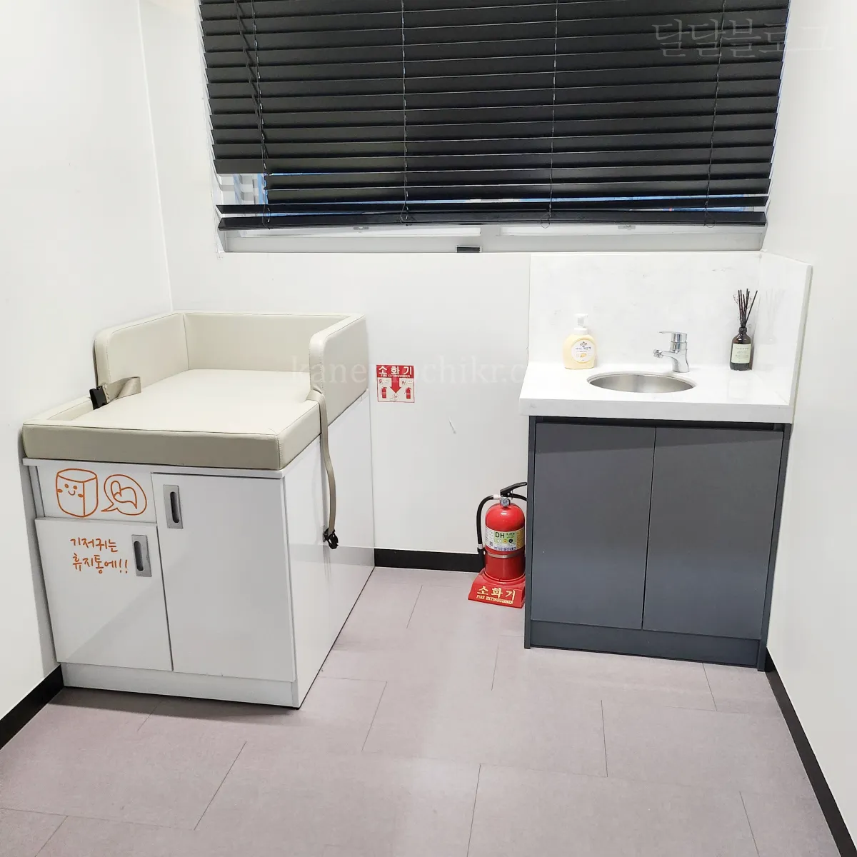 코코파파-키즈카페-기저귀갈이대