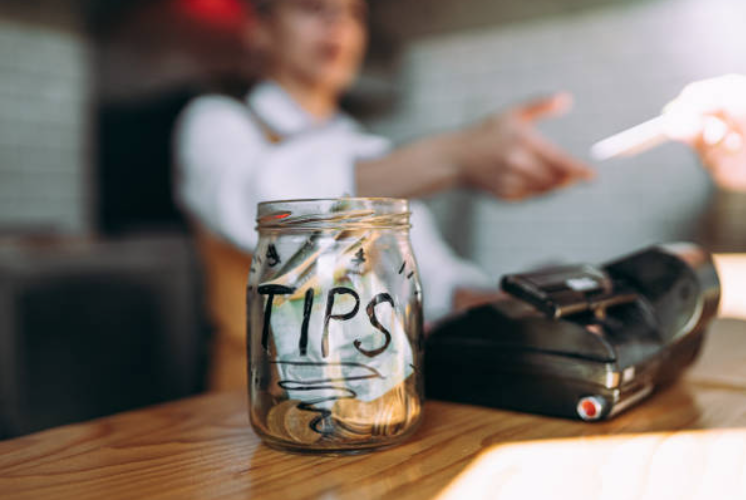 외국에서 아르바이트하며 겪은 문화 충격 에피소드