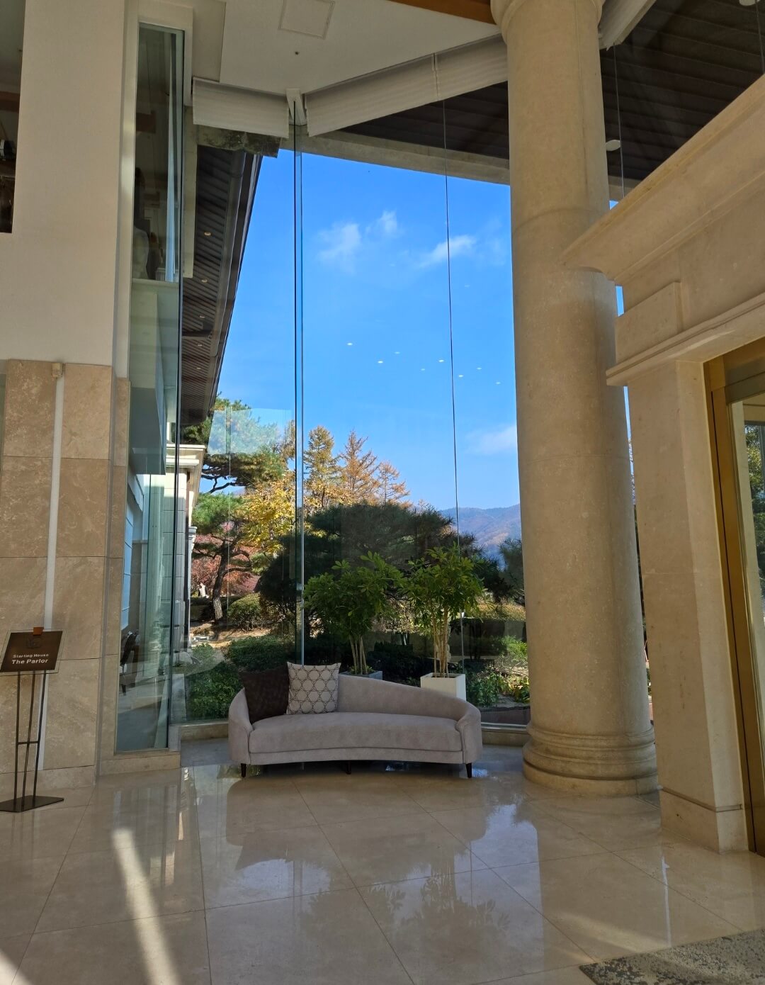 클럽하우스 내부