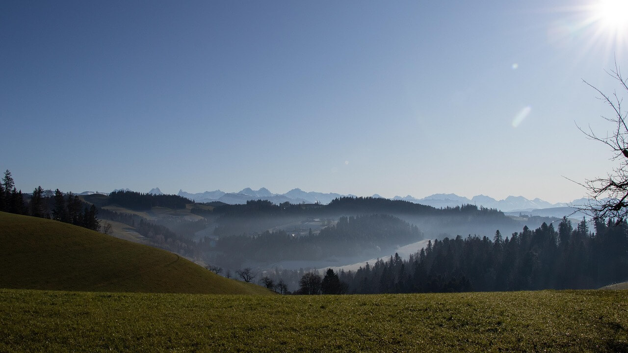 &ldquo;명일 vs 익일 vs 내일&rdquo;👉 비슷하지만 다른 &lsquo;내일&rsquo;의 세 가지 얼굴!