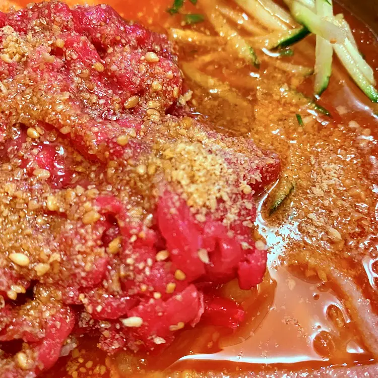 토요일은 밥이좋아 토밥 국내산 4대째 90년 전통 한우 육회 물회, 경주식 한우물회, 비빔밥, 석쇠 불고기 경주 보문단지 동궁원 맛집 추천 토밥즈 방송정보