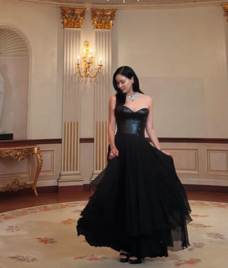 루이비통 하이 주얼리, 루이비통 버츄어시티 컬렉션, 신민아 화보, 신민아 루이비통, 고소영 패션, 고소영 동안 비결, 다이아몬드 반지 추천, 오프숄더 드레스 코디, 하이 주얼리 스타일링, 40대 여성 하이 주얼리, 명품 주얼리 브랜드, 셀럽 착용 주얼리, 공유 수트핏, 공유 공식석상 패션, 명품 수트 코디법, 신민아 공유 루이비통, 공유 신민아 투샷, 루이비통 커플 화보, 남녀 하이 주얼리 스타일링