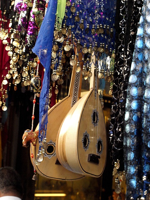 기타의 기원: 스페인에서 시작된 이야기인가?