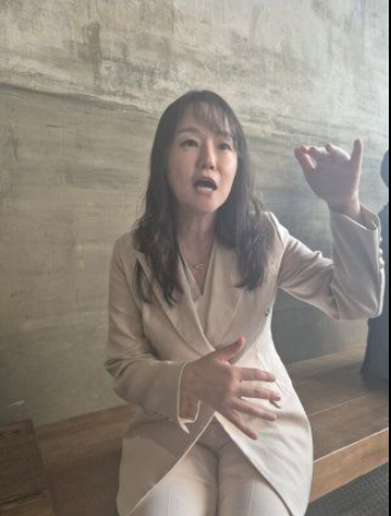 유정화 김건희 경복궁 사진
