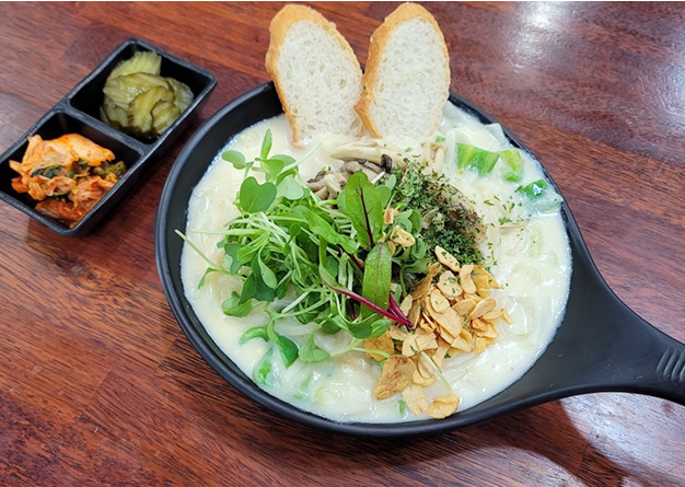 여주느타리버섯크림우동