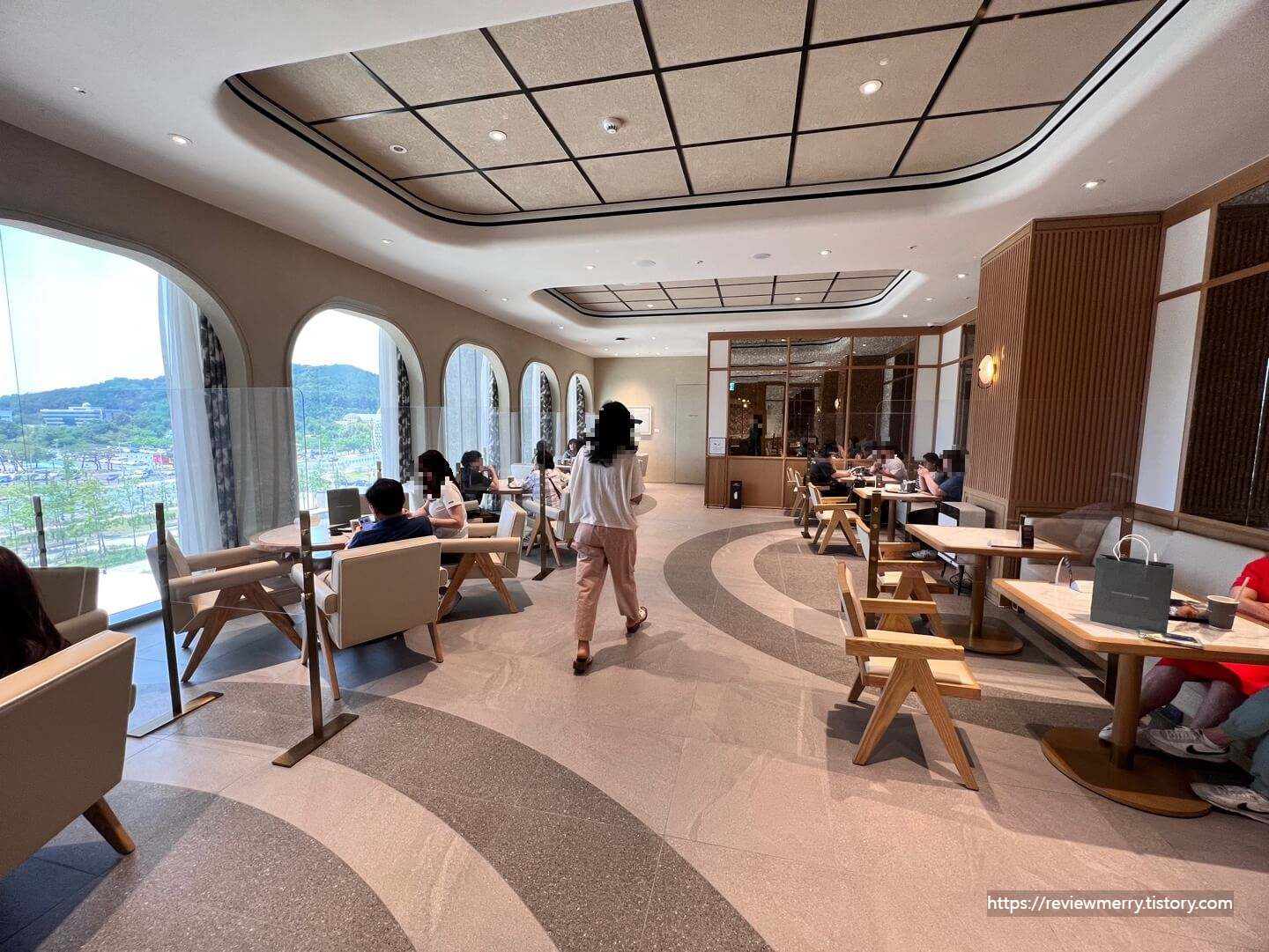 VIP 라운지 내부