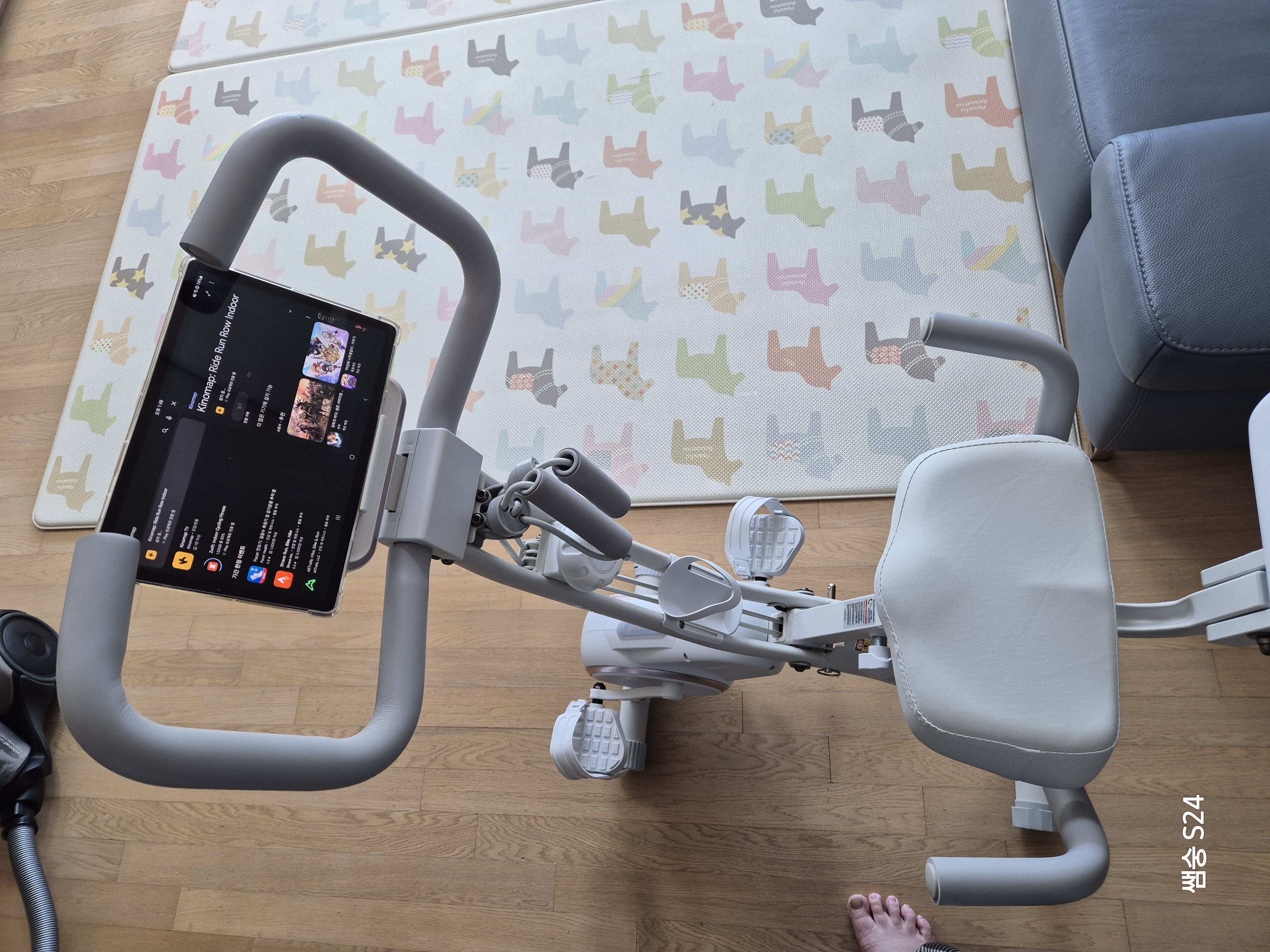 숀리 바이크 노바 메타 태블릿 거치