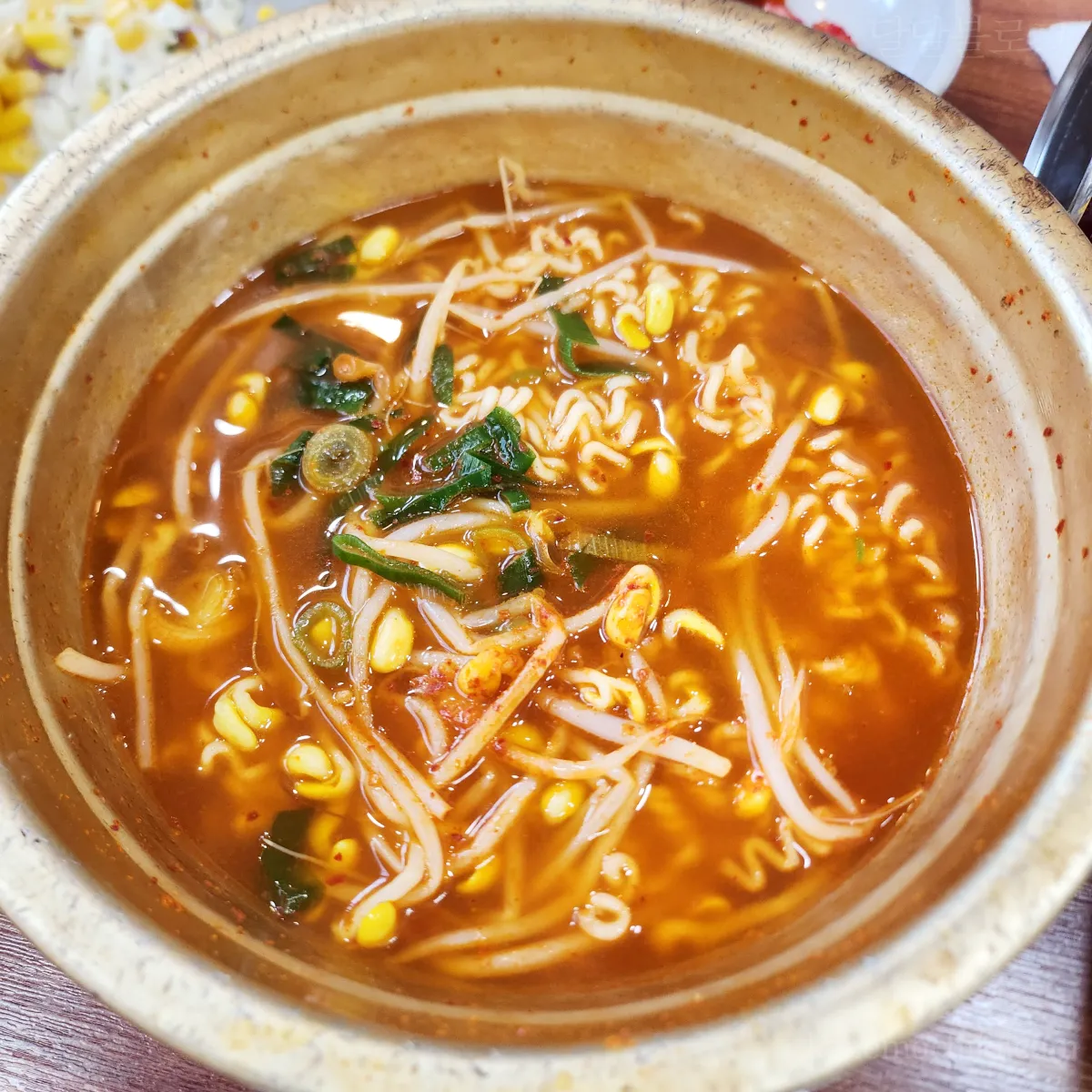 쏭바베큐-콩나물라면