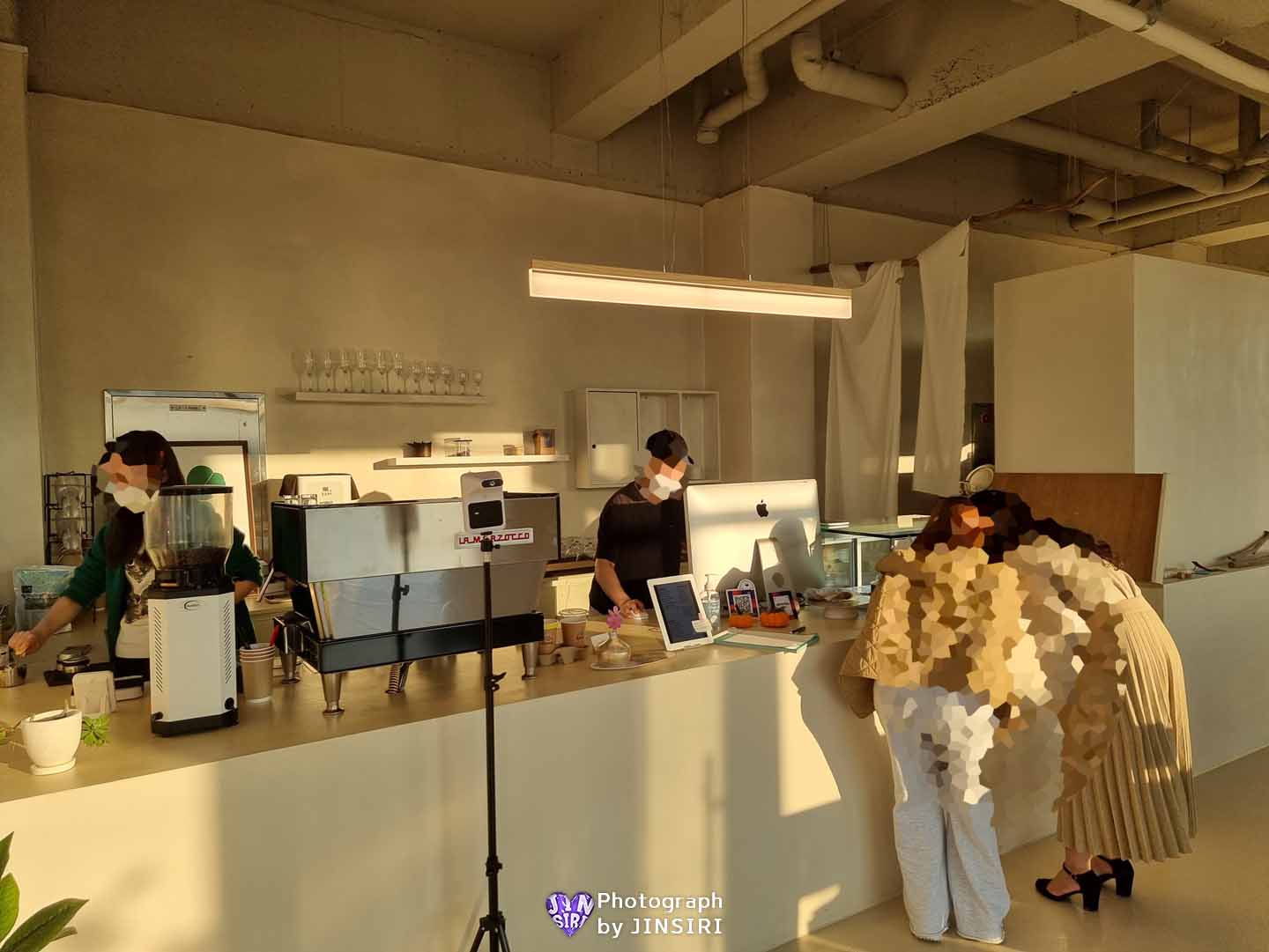 ์์ฃผ ์ฌํ ํ๊ตฌ๋ ์นดํ ์ถ์ฒ ๋ฐ๋ ค๊ฒฌ๋๋ฐ