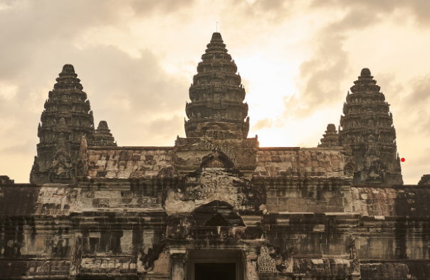 앙코르와트는 신전일까, 천문대일까? 크메르 제국의 숨겨진 이야기