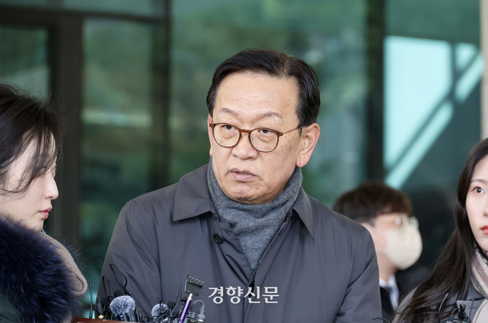 석동현