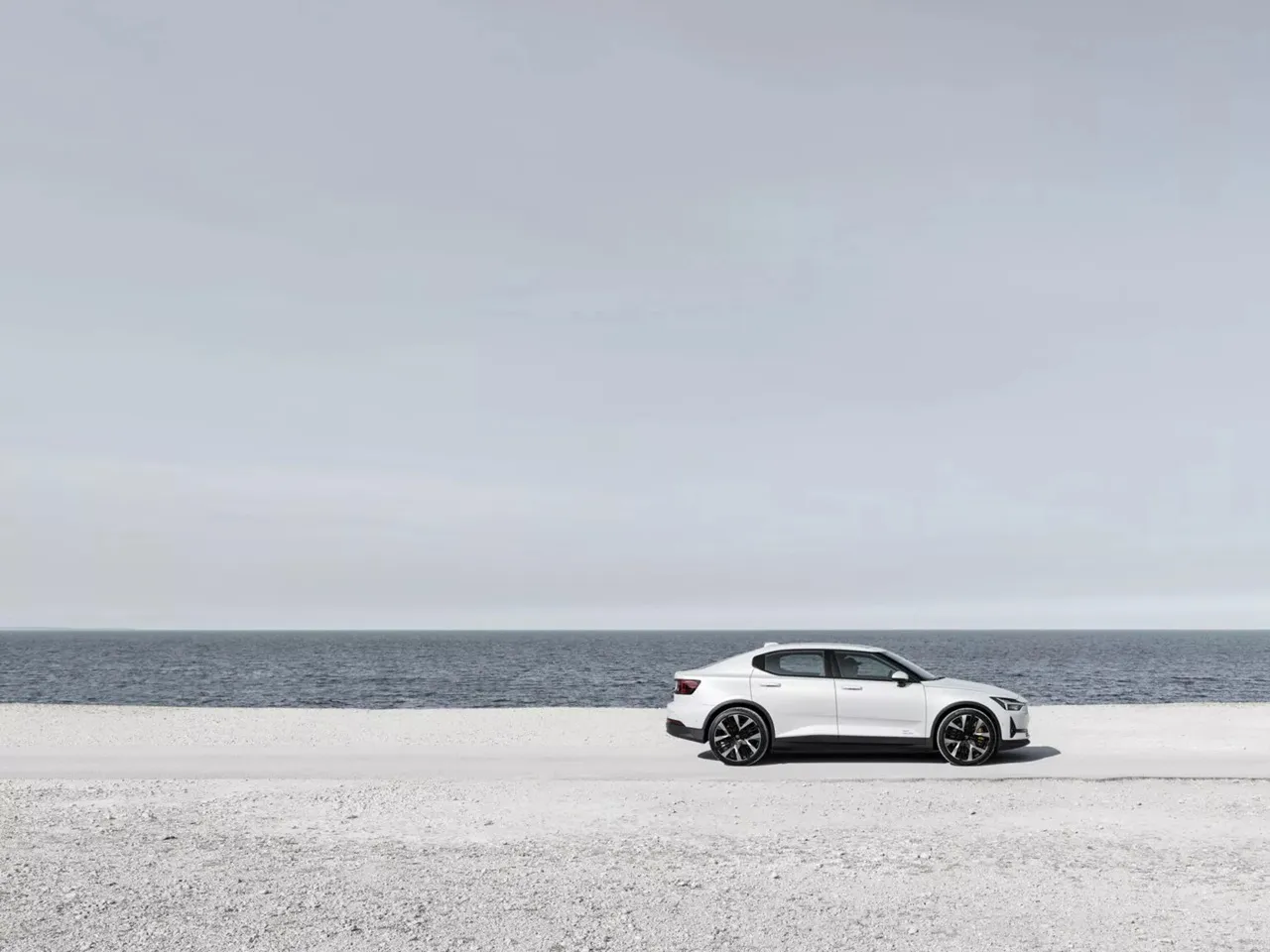 폴스타2 이미지