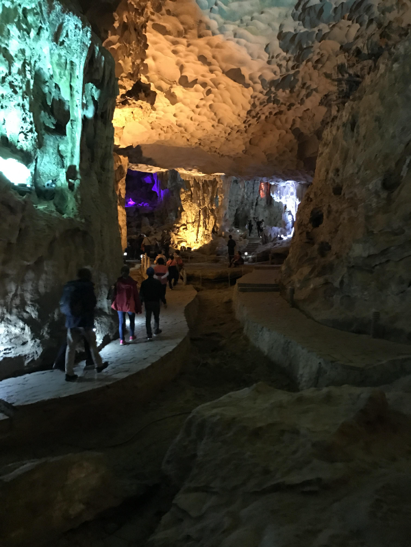 하롱베이 승솟동굴7