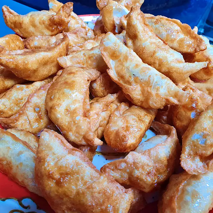 만리향 두겹만두 대를 이어 궁극의 식감을 빚는 70년 노포 택배가능 김해 만두집 맛집 추천 생방송투데이 리얼맛집 오늘방송 고수뎐