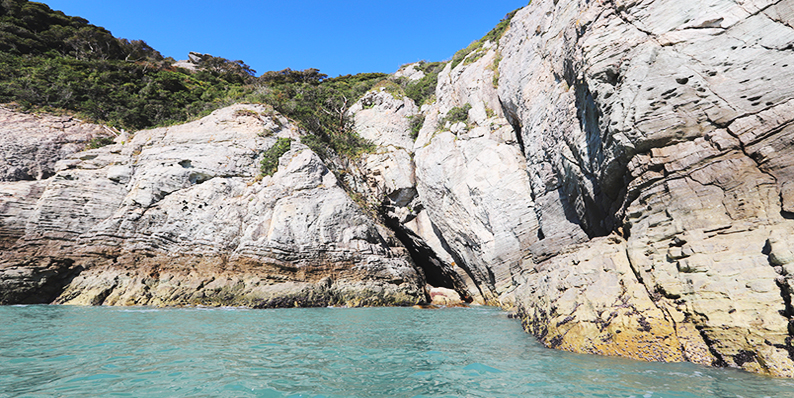 할미중드랭이굴