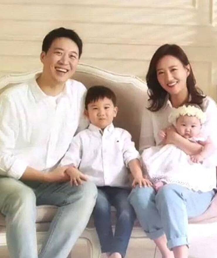 가수-장윤정-남편-도경완-자녀