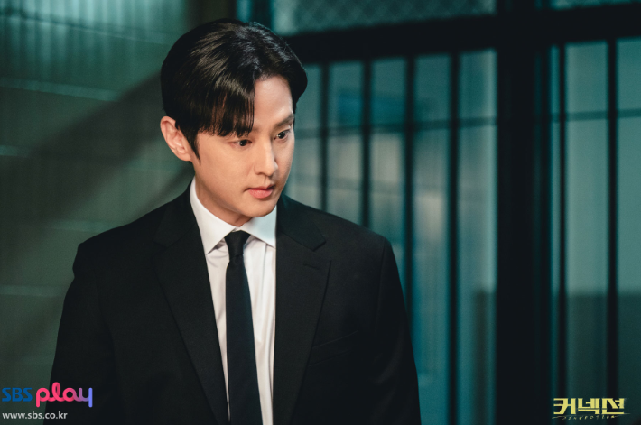 [커넥션] 줄거리 정보