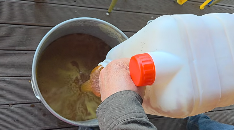 입주율 100% 특허급 유인제 토종벌 관리 노하우 공개