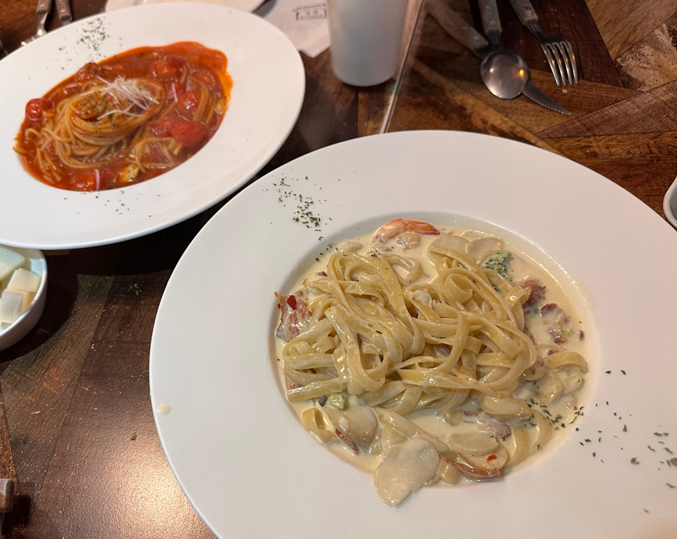 초당비스트로 투움바 뽀모도로