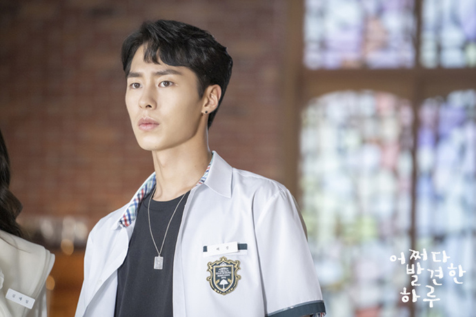 어쩌다-발견한-하루-스틸컷18