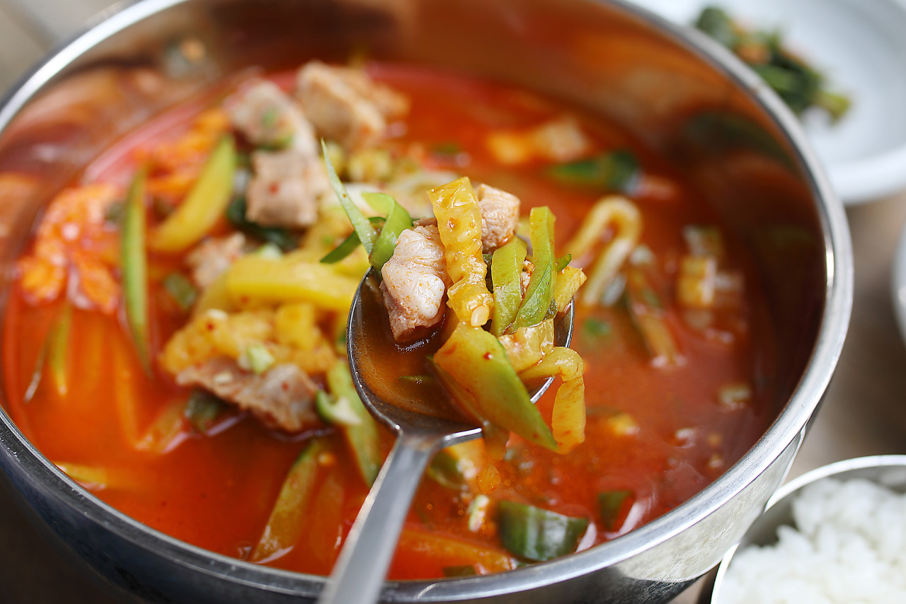 생생정보 택시맛객들의 수다 광주 애호박찌개 맛집 식당