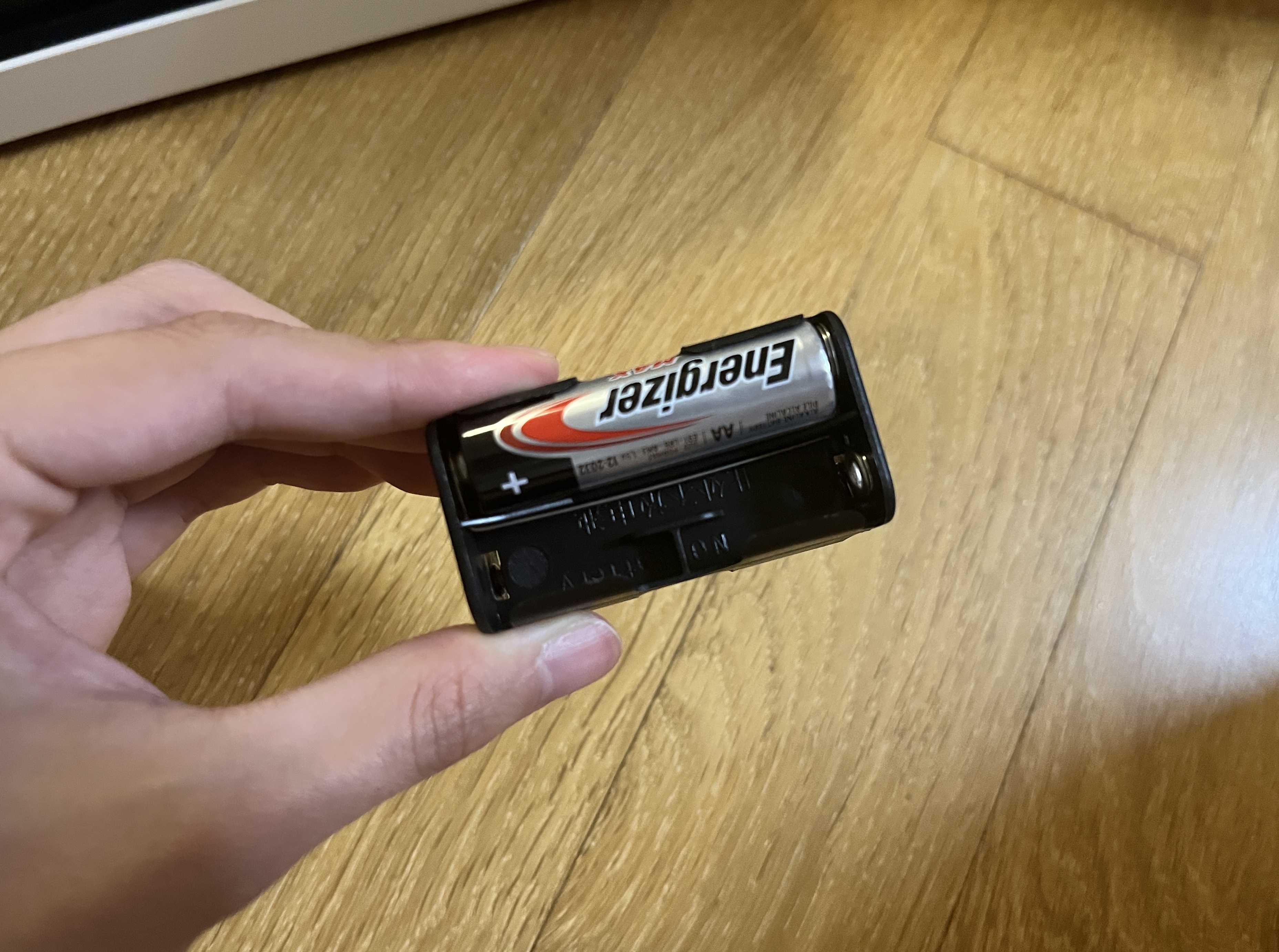 배터리 장착방법