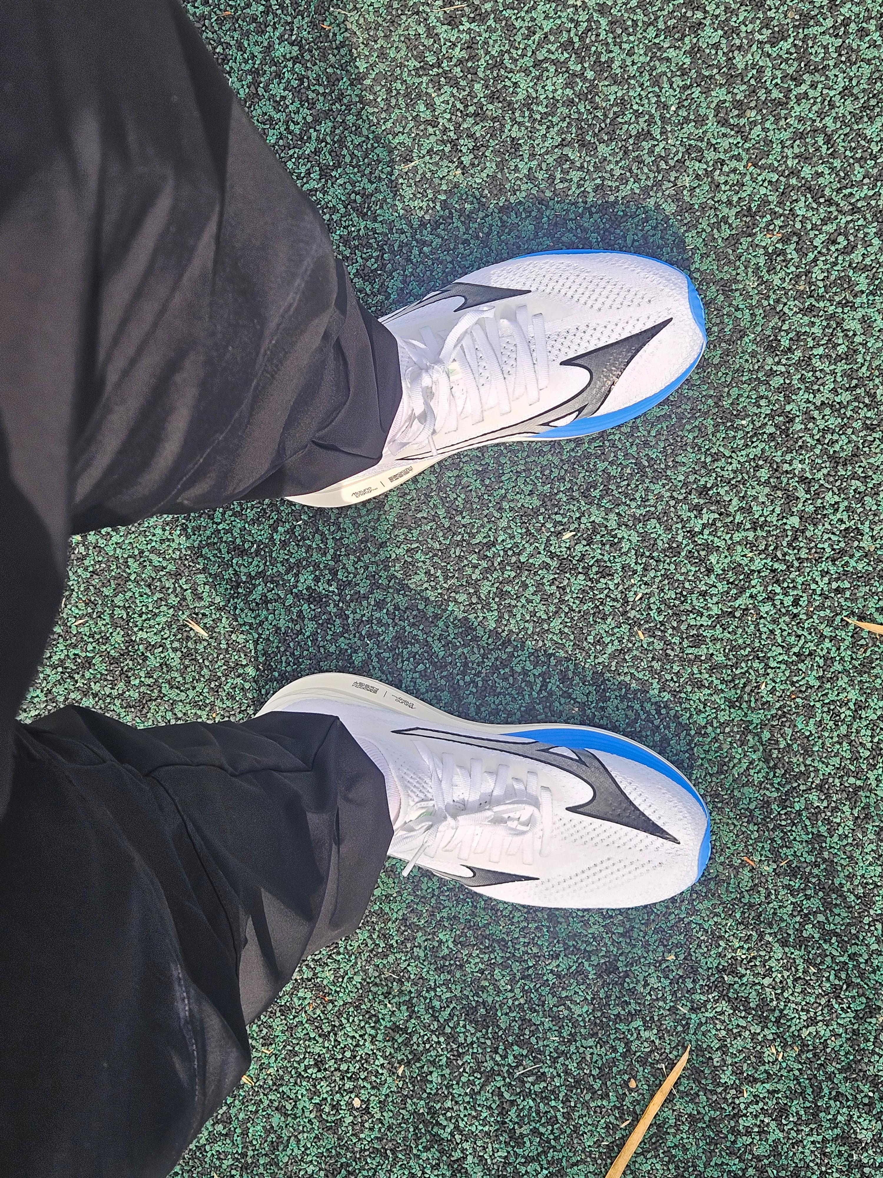 미즈노 네오젠 착용사진 5