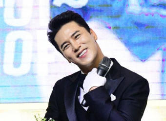 장민호 나이 프로필 본명 ❘ 결혼 홍진영 무명전설 MC 총정리 2026-3