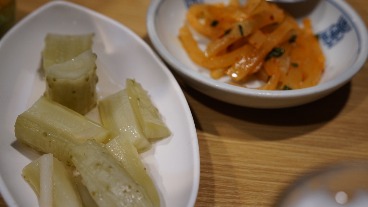 평가옥삼성점-평양냉면-소니A6000-삼양렌즈-소니미러리스-삼양풀프레임렌즈-음식사진-선릉맛집-삼성역맛집-어복쟁반맛집-어복쟁반-평가옥밑반찬