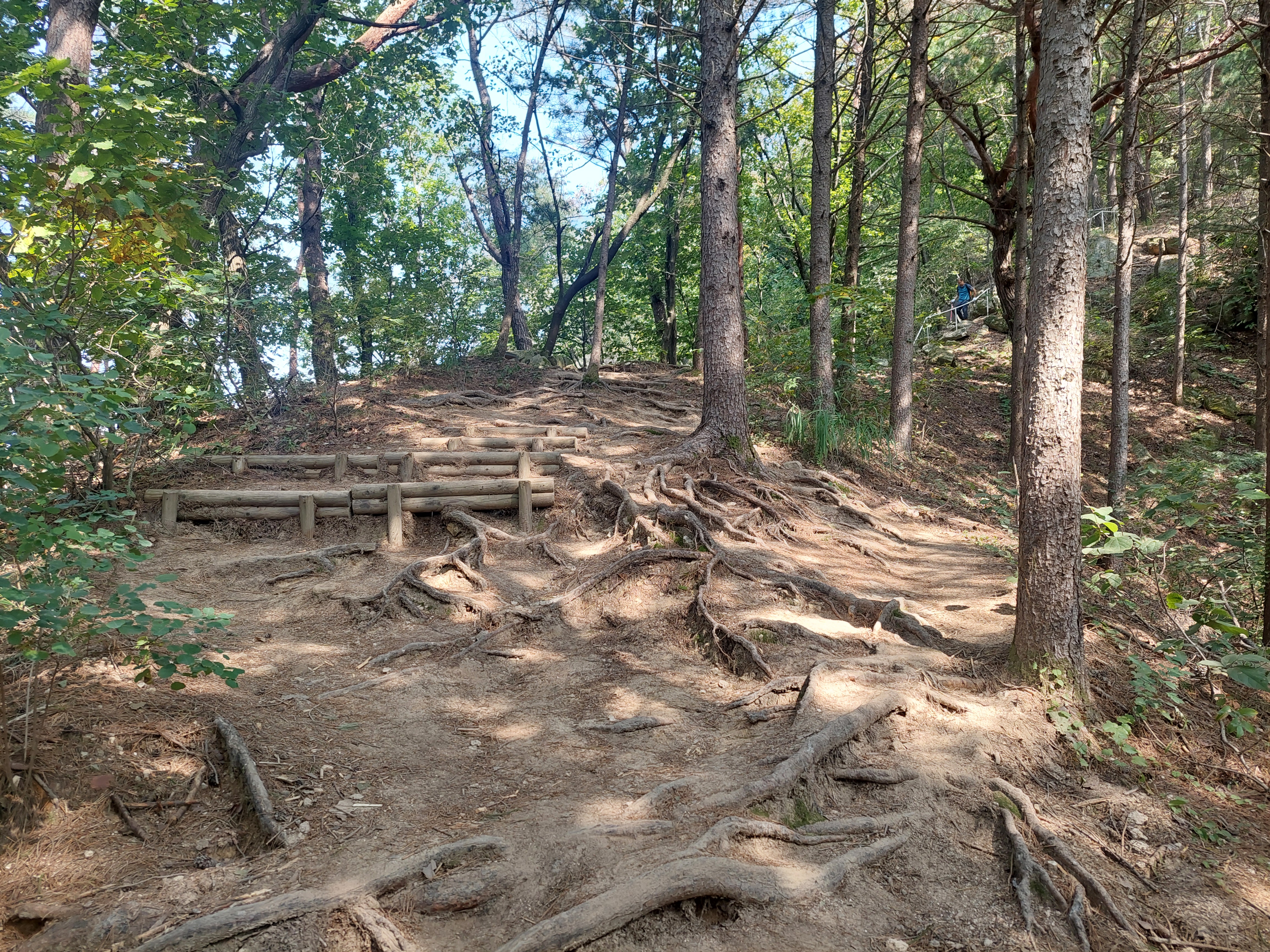 명성산