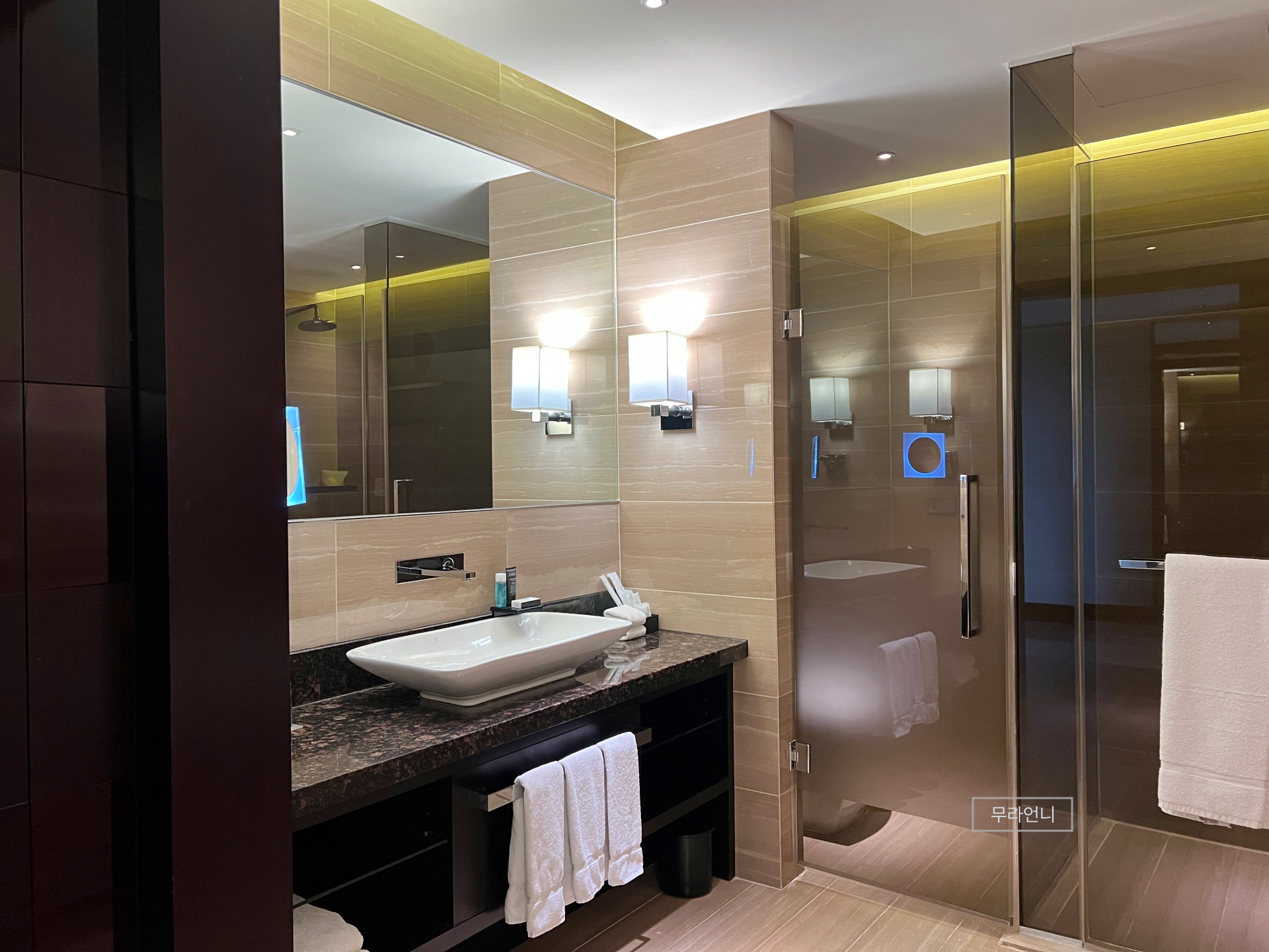 화장실도 넓음 리모델링하면 이렇게 바꾸고 싶은데