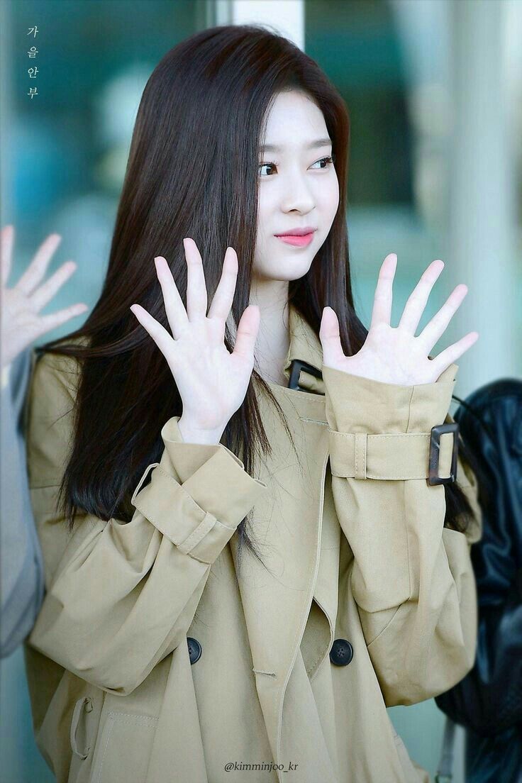 아이즈원 김민주 최애사진