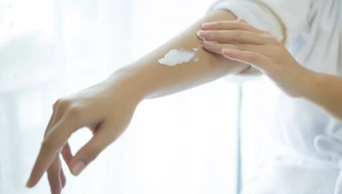 판테놀 연고 종류 성분 효능 부작용 (디판테놀 연고)