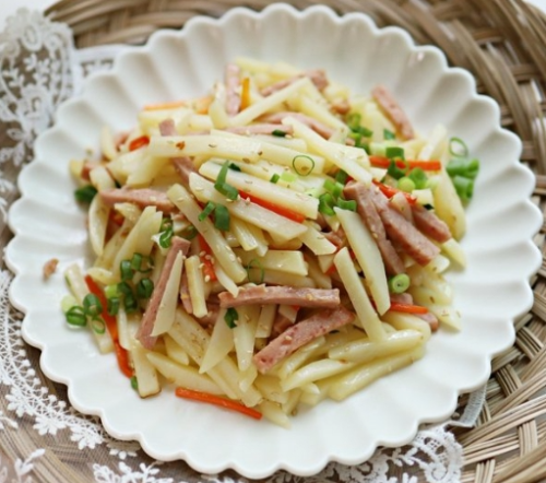 한국의 감자 요리 감자볶음