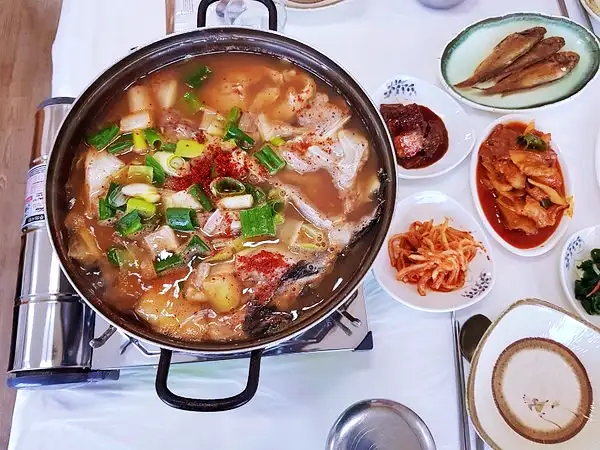 6시내고향 군산 물메기탕 풀치조림 맛집 고향정가게 고향노포 추천