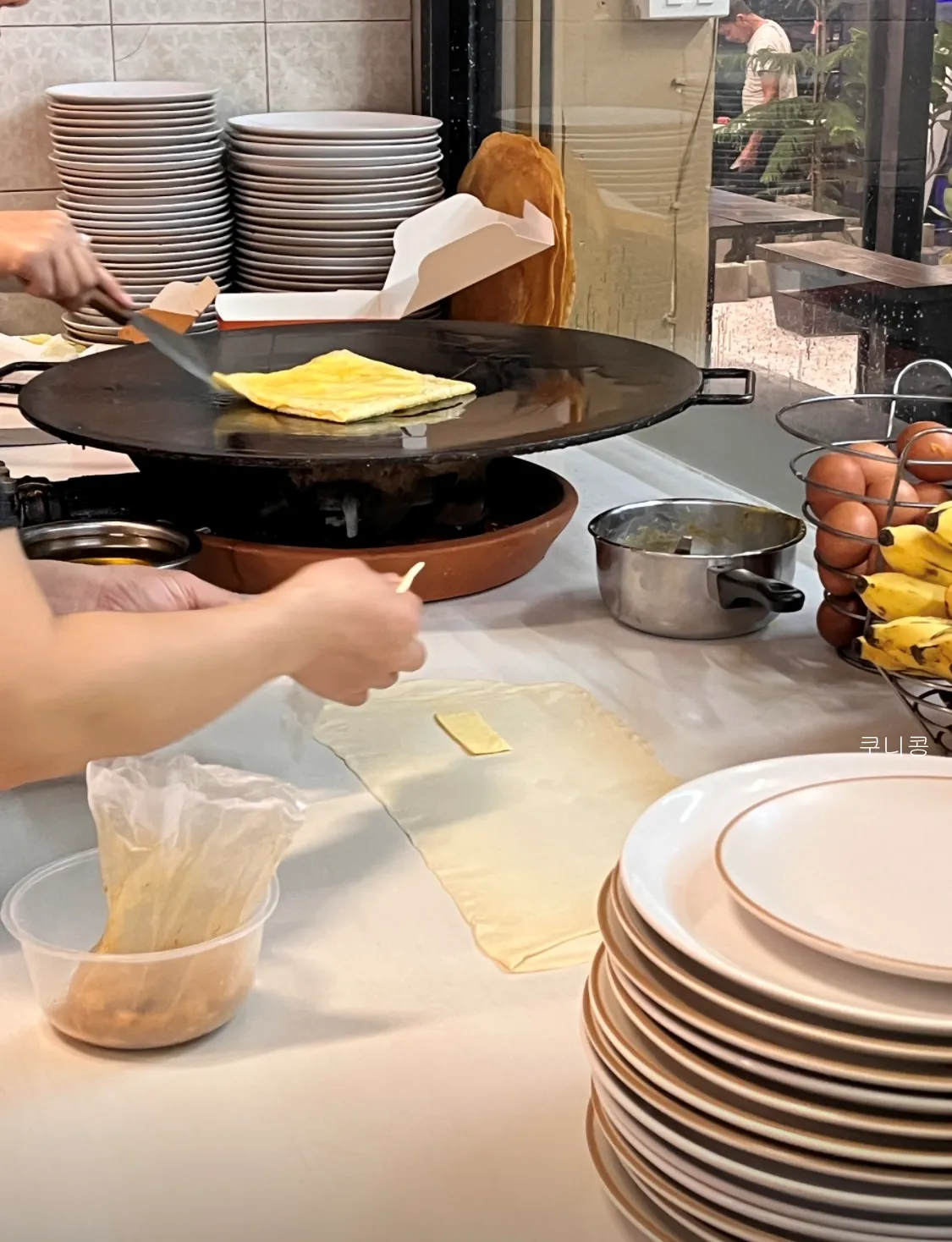 태국-자유여행-치앙마이-가볼만한곳-추천,-꼭-먹어봐야할-푸팟퐁커리-로띠-햄버거-맛집-정보