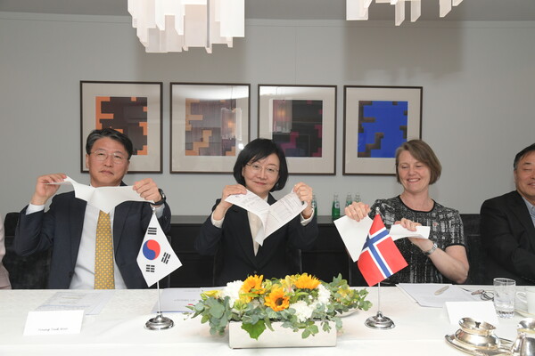 전자영업자에서 직장인환 시 세금 처리